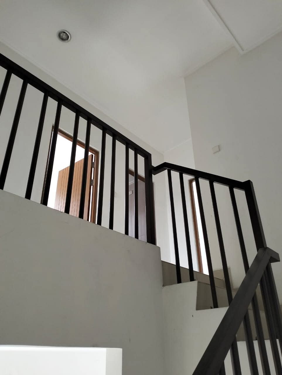 Rumah di Jual di Taman Simpruk Lippo Cikarang